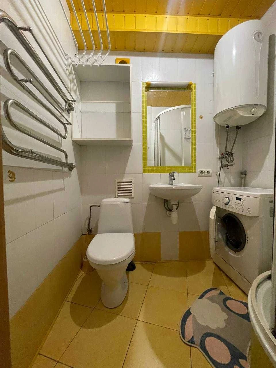 Продам 2-к квартиру в центре Днепра просп. Яворницкого, 2, р