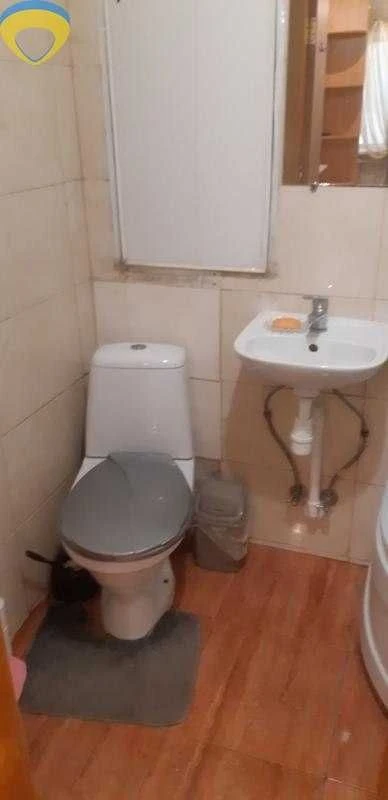 Продам 1-кімнатну квартиру Фонтан, Приморський район вул. Пе
