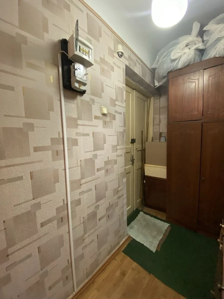Продам 2х кімнатну ву. Бугаївська 60 метрів, свій сарай-33 0