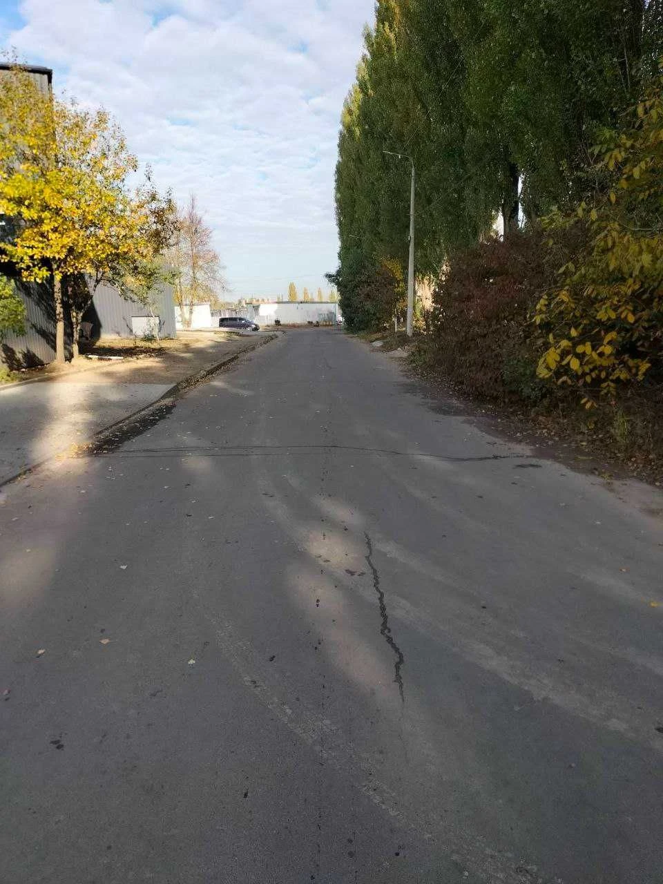 Фасадна ділянка для підприємницької діяльності на межі м.Рів