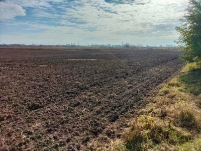 Фасадна ділянка для підприємницької діяльності на межі м.Рів