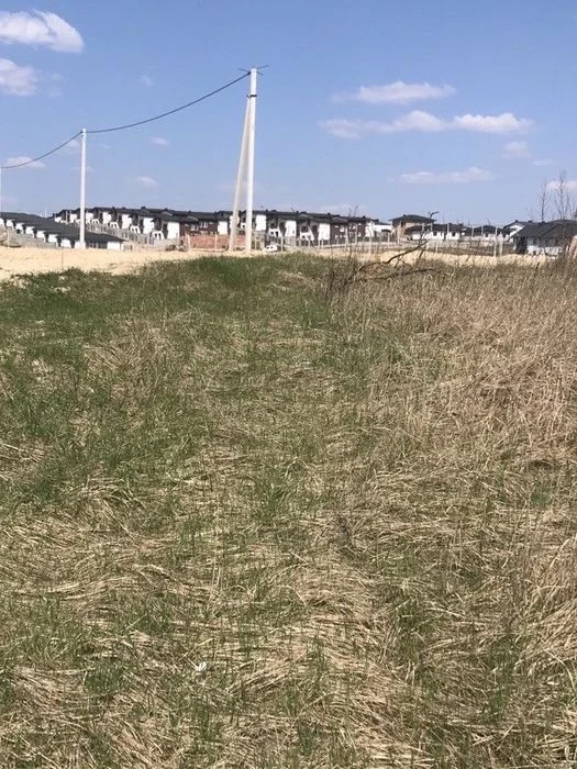 Продам дві змелені ділянки за ціною однієї,біля масиву Макар