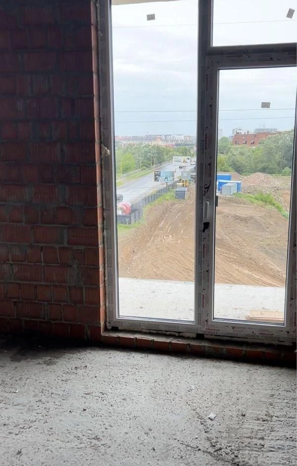 Продається 2-кімнатна видова квартира у новубудові