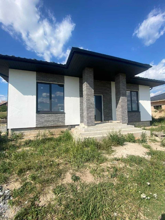 Продам сучасний будинок після забудовника, 3 кімнати, ділянк