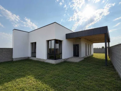 Продам сучасний котедж після забудовника, 133 м², 4.6 сотки