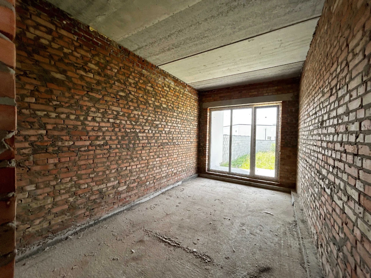 Продам сучасний котедж після забудовника, 133 м², 4.6 сотки