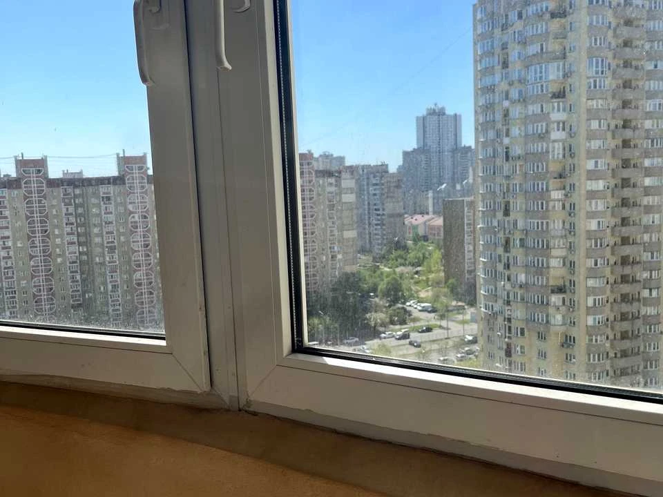 Квартира. Київ, Урлівська вул.