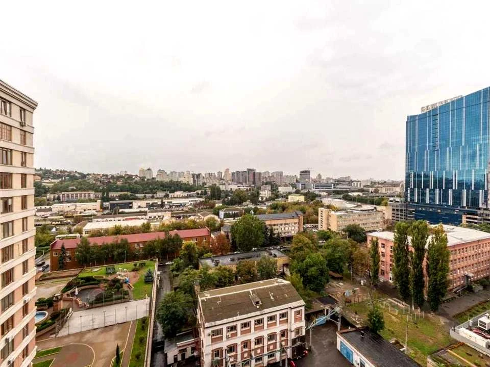 Квартира. Київ, Жилянська вул.