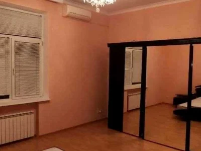 Квартира. Київ, Авіаконструктора Антонова вул.