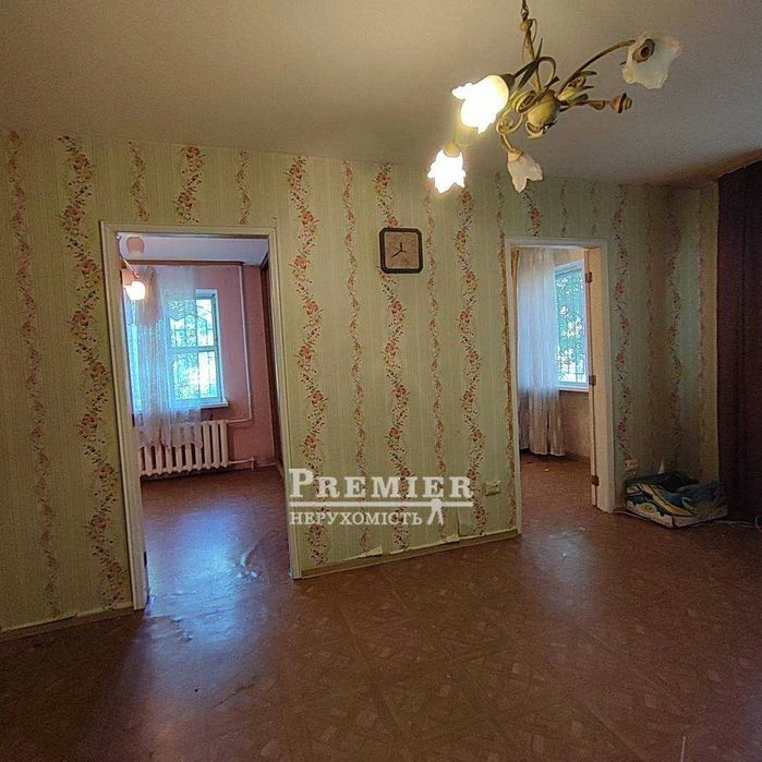 3 комнатная 47м2 Черемушки Генерала Петрова Радостная