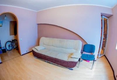 Срочно! Продам 2х комнатную квартиру на Титова  (пр.А.Поля)