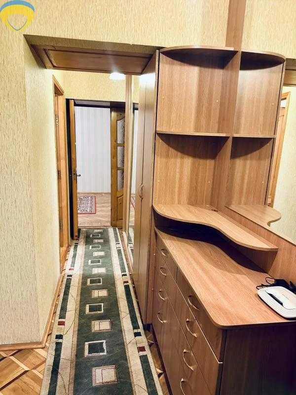 Продаётся уютная 3-комнатная квартира на Академика Заболотно
