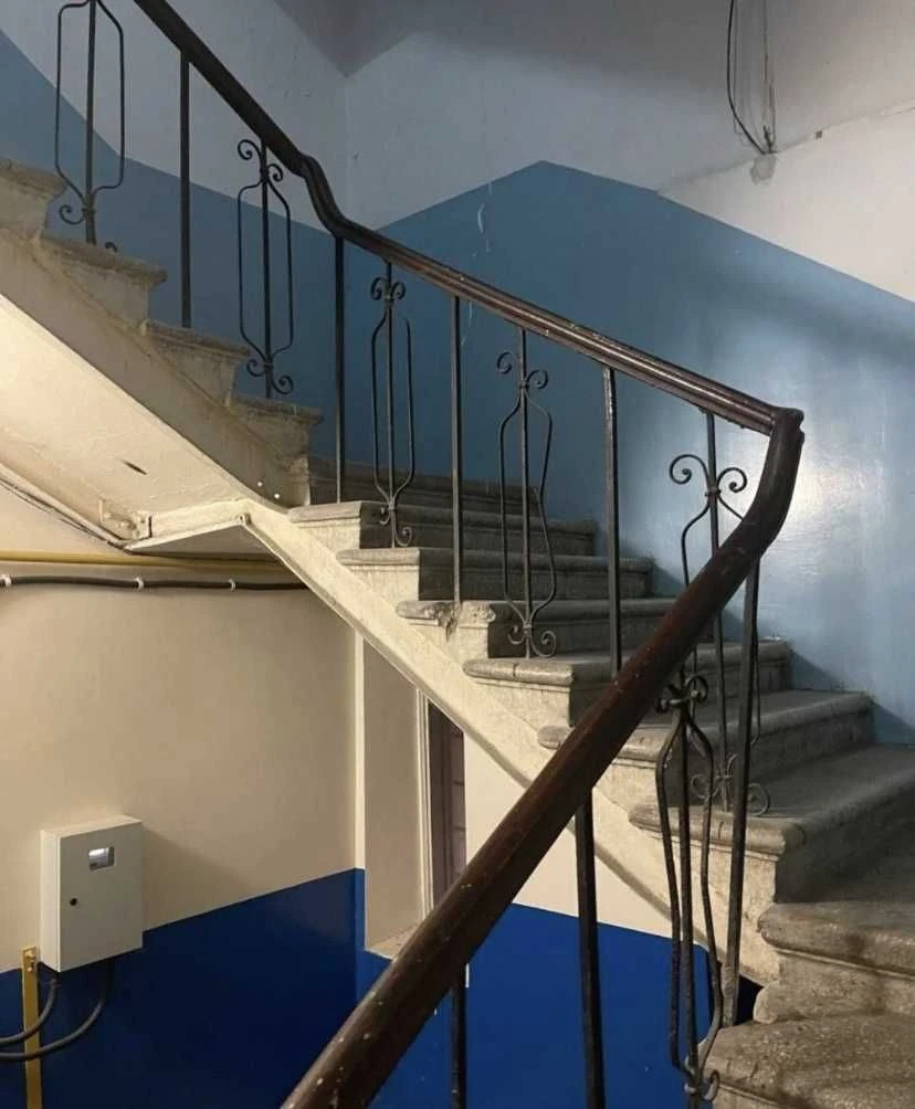 СРОЧНО!Продам 2комн квартиру в Центре Одессы.АГВ.Под ремонт.