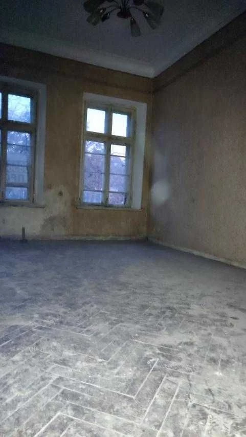СРОЧНО!Продам 2комн квартиру в Центре Одессы.АГВ.Под ремонт.