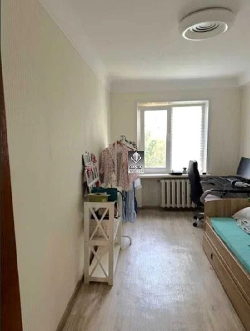 Продаж 4-кімнатної квартири, вул. В.Сергієнка, Хортицький ра