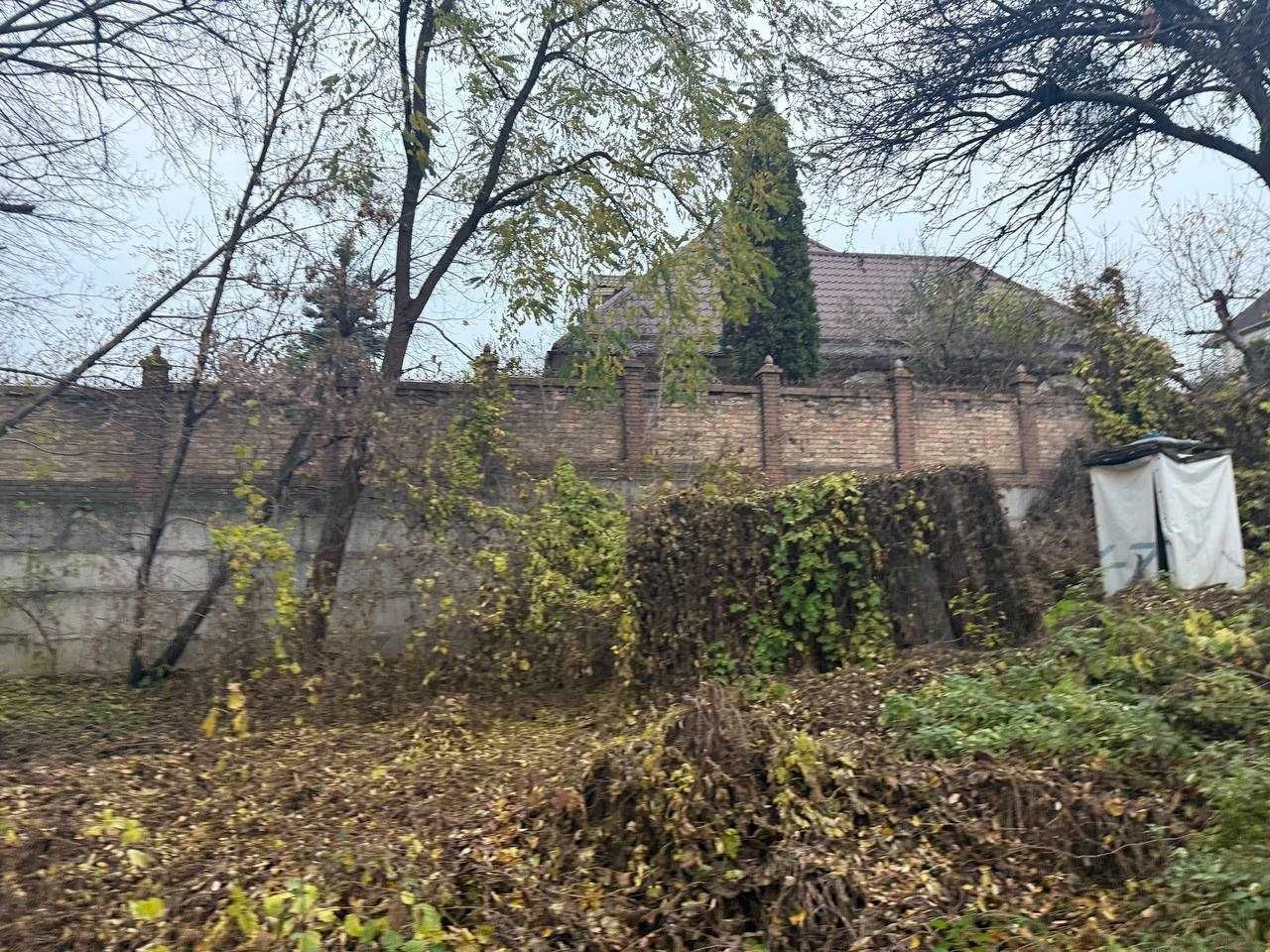 ТЕРМІНОВО!!Шикарна ділянка в самому центрі  .м.Видубичі/Звір
