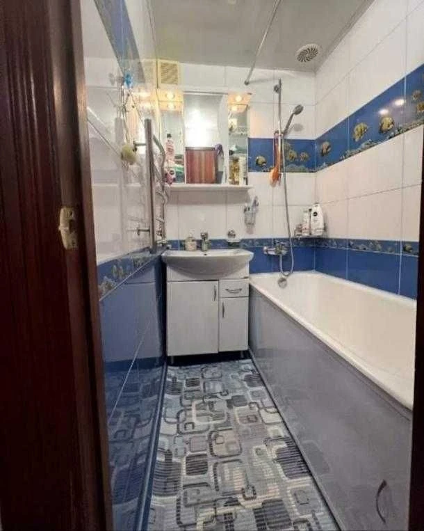 Продам 2-к квартиру на Салтівці