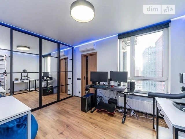 Sale of 2-room apartment 83.4 sq. m. on Vsevolod Zmiyenka Street 19 •