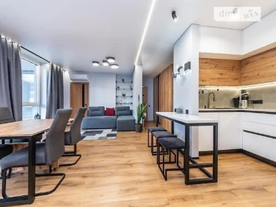 Sale of 2-room apartment 83.4 sq. m. on Vsevolod Zmiyenka Street 19 •
