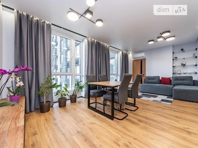 Sale of 2-room apartment 83.4 sq. m. on Vsevolod Zmiyenka Street 19 •