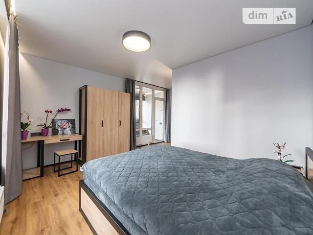 Sale of 2-room apartment 83.4 sq. m. on Vsevolod Zmiyenka Street 19 •