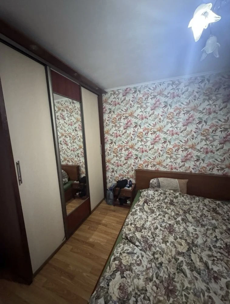 Продаж 2 кімнатної квартири в гуртожитку на Ковельській