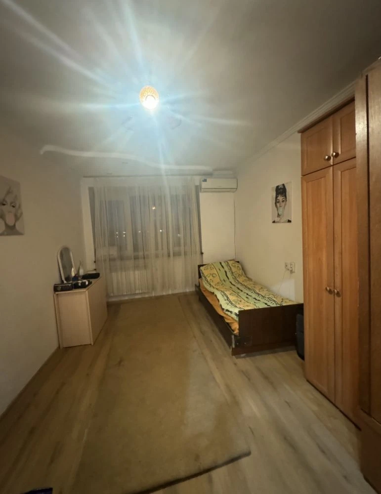 Продаж 2 кімнатної квартири в гуртожитку на Ковельській