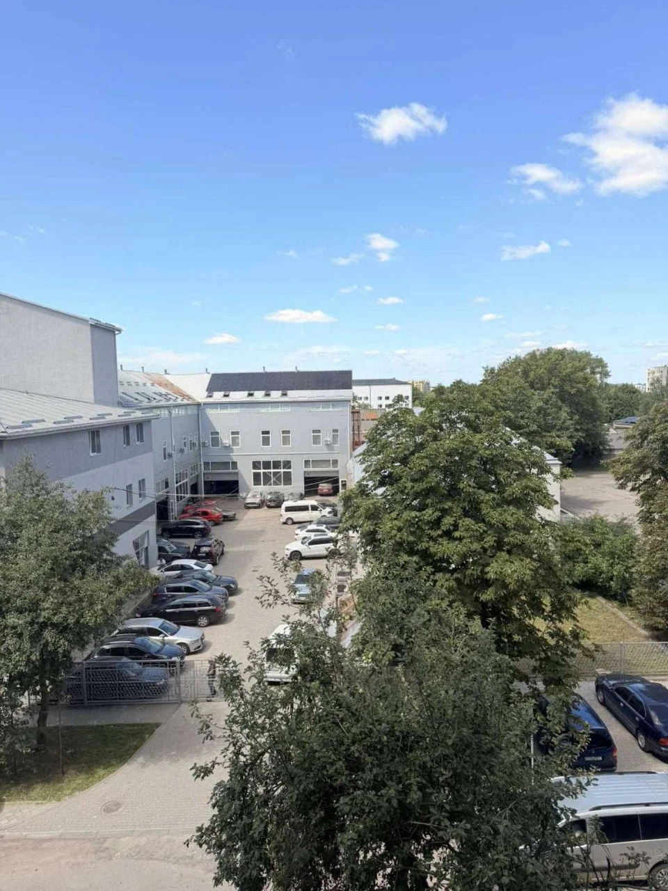 продаж 1 кімнатної квартири в новобудові, вулиця Навроцького