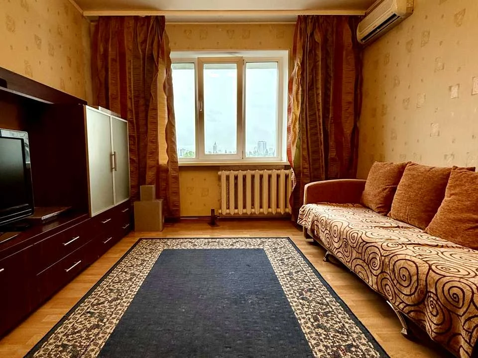 Квартира. Київ, Вадима Гетьмана вул.