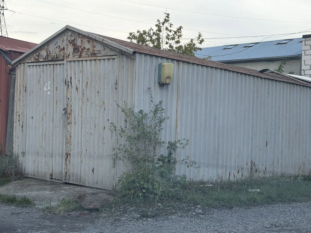 Продаж гаража. Сихів