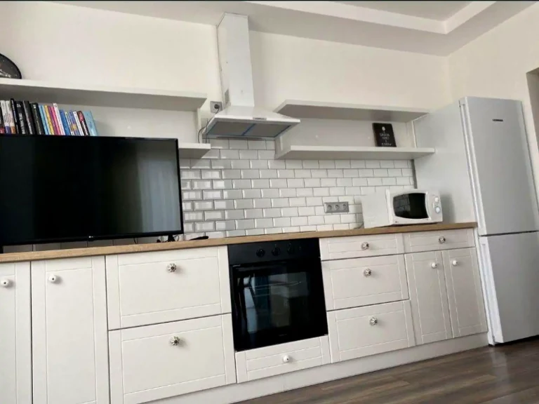 Оренда квартири 2-кімн. 74 м² 5/25 пов.