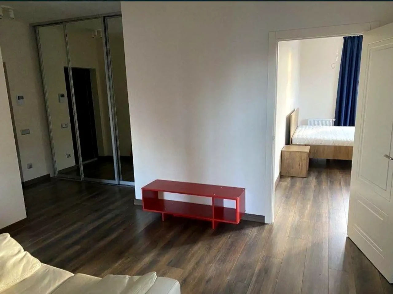 Оренда квартири 2-кімн. 74 м² 5/25 пов.