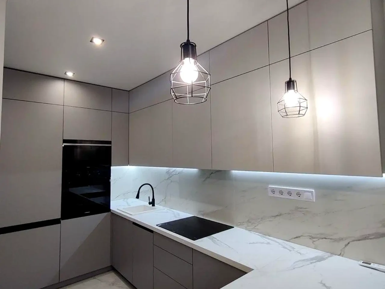 Оренда квартири 1-кімн. 45 м² 12/25 пов.