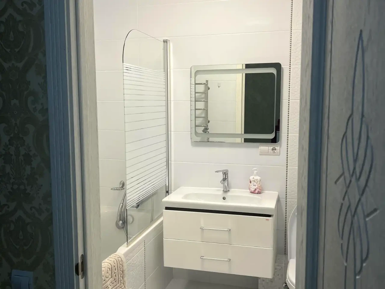 Оренда квартири 1-кімн. 45.5 м² 2/19 пов.
