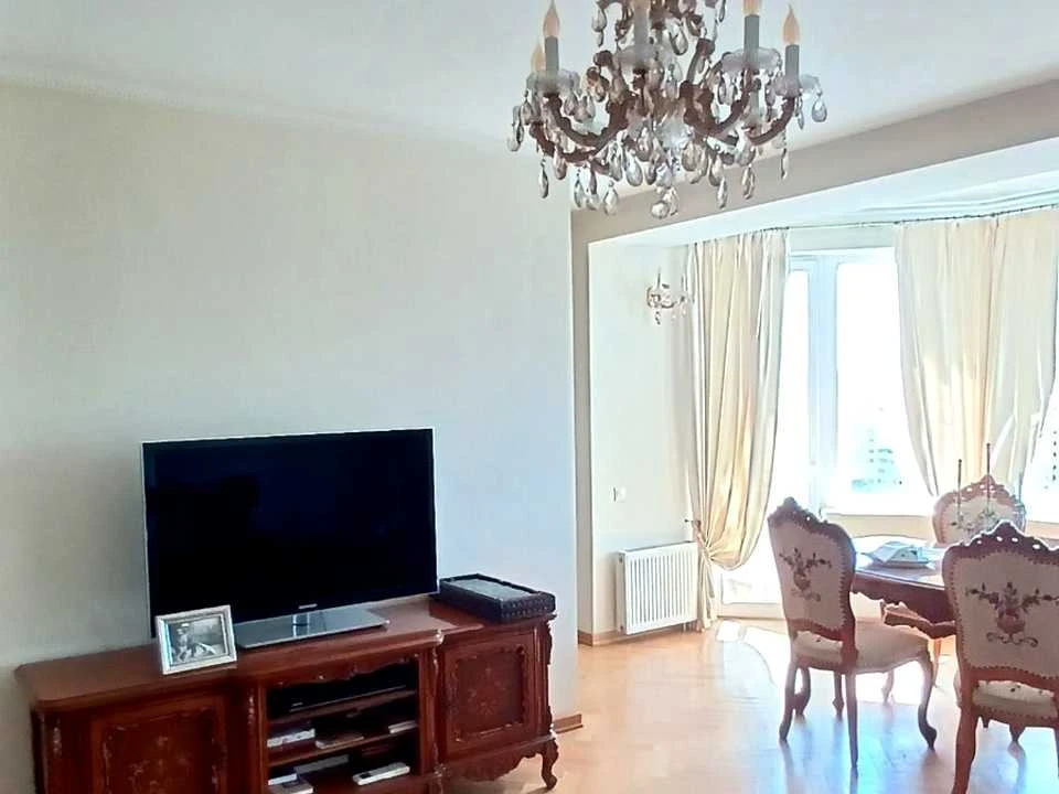 Квартира. Київ, Краківська вул.