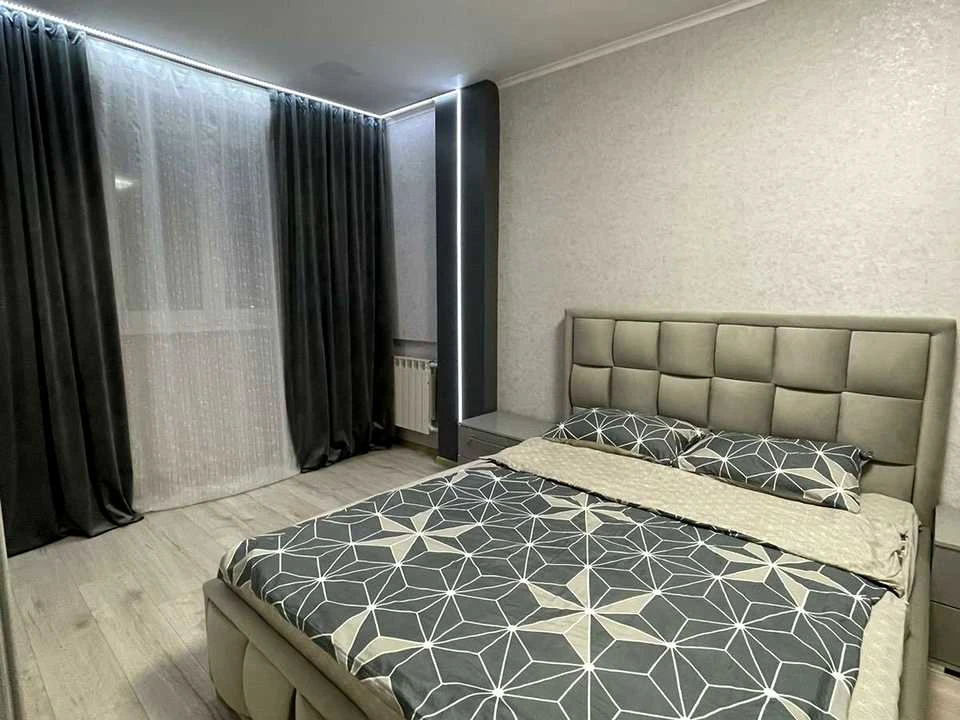 Квартира. Київ, Лесі Українки бульв.