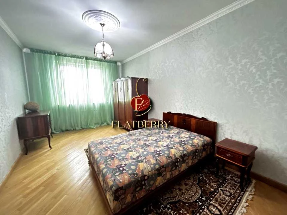 Квартира. Київ, Костянтинівська вул.