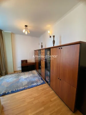 Sale of 5-room apartment 252 m², Vladimirskaya street, 79