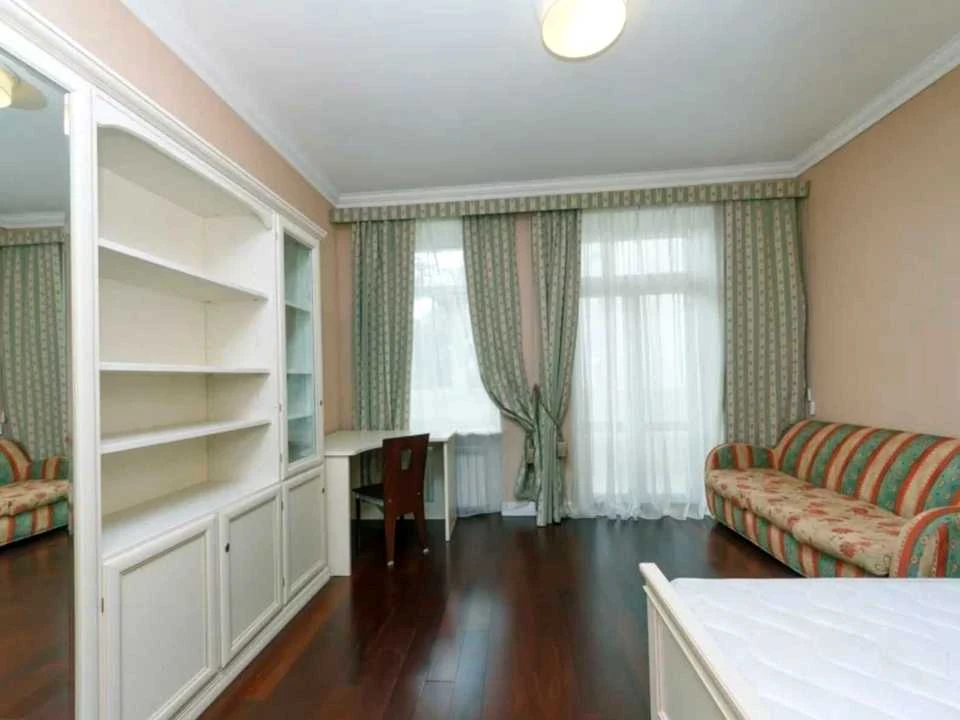 Квартира. Київ, Бульварно-Кудрявська вул. (Воровського)