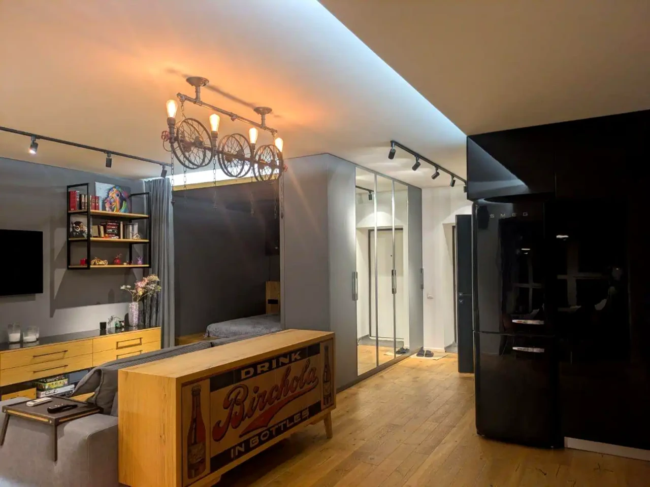 Оренда квартири 1-кімн. 52 м² 17/19 пов.