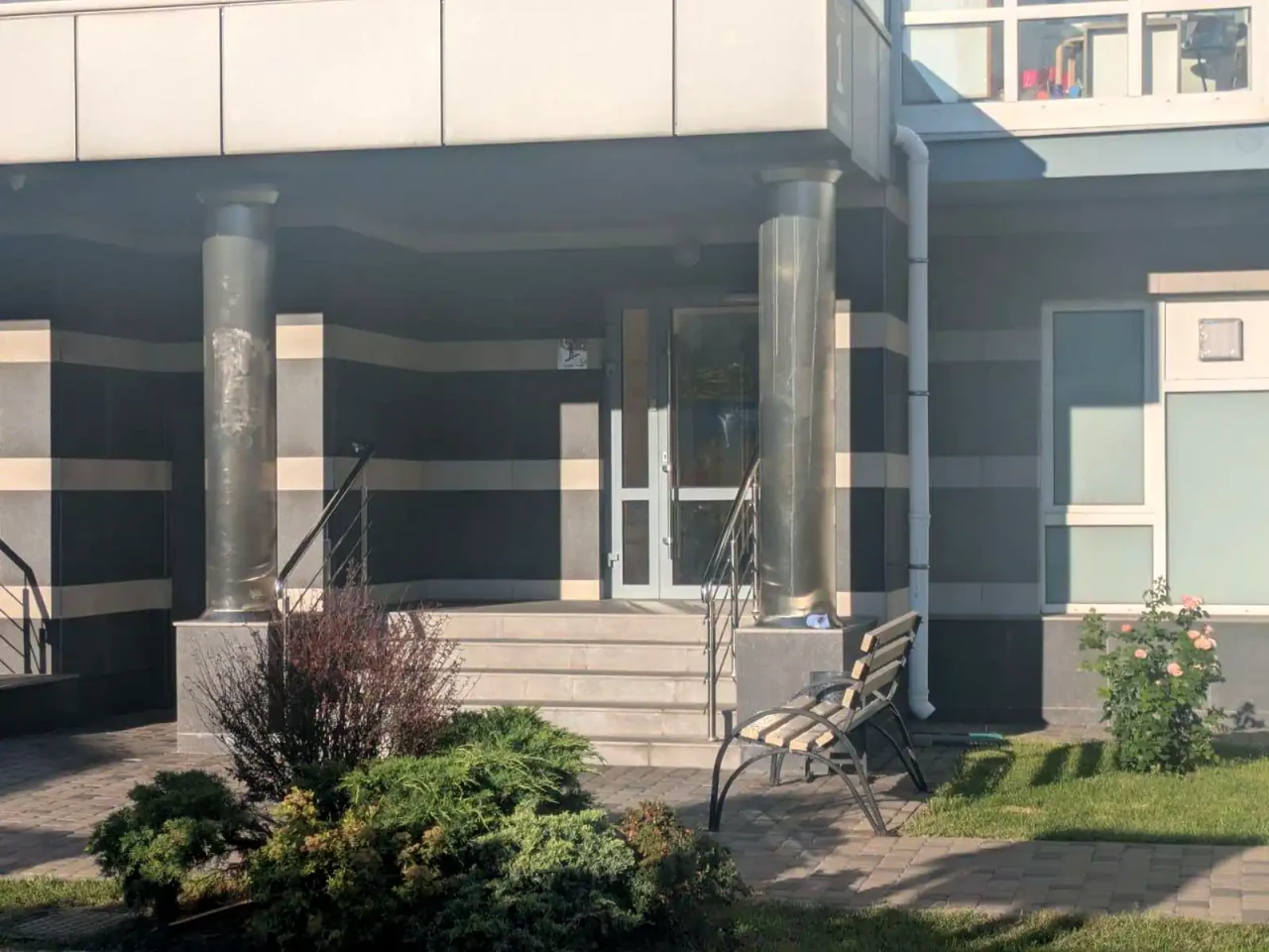 Оренда квартири 1-кімн. 52 м² 17/19 пов.