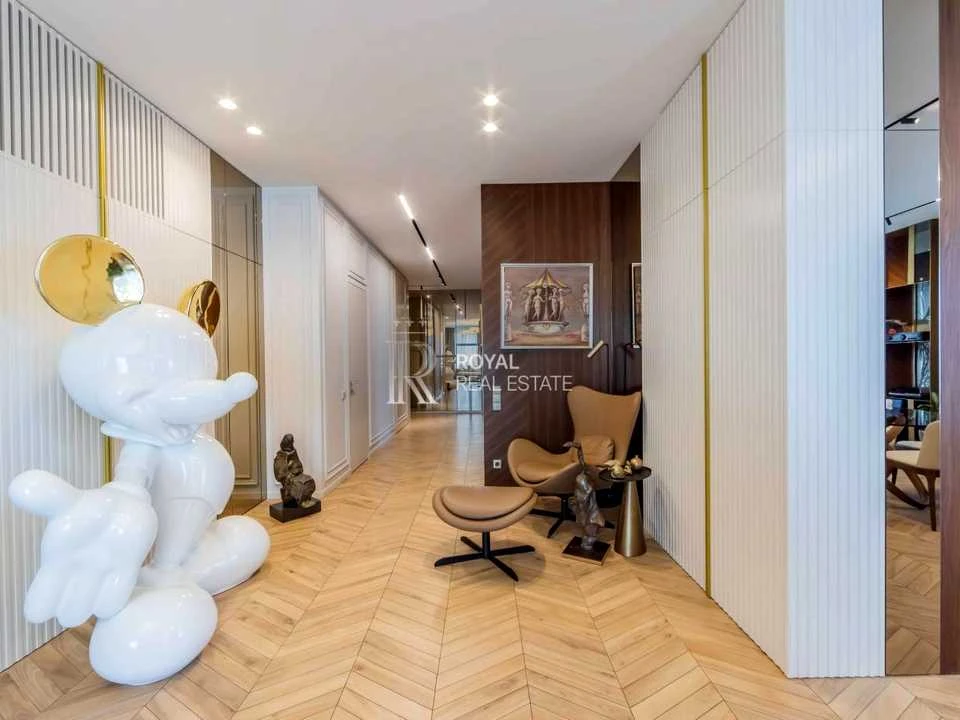 Квартира. Київ, Євгена Коновальця вул. (Щорса)