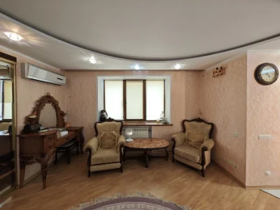 Палубная 12, 63м², 2-комнатная студия и спальня