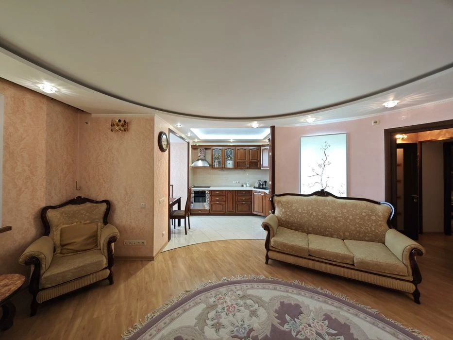 Палубная 12, 63м², 2-комнатная студия и спальня