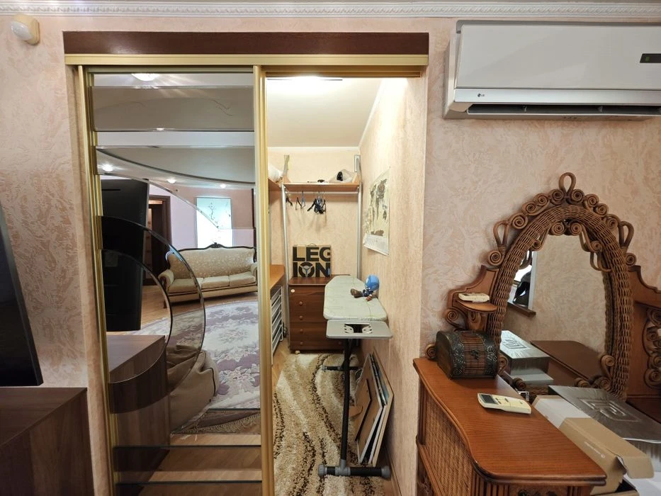 Палубная 12, 63м², 2-комнатная студия и спальня