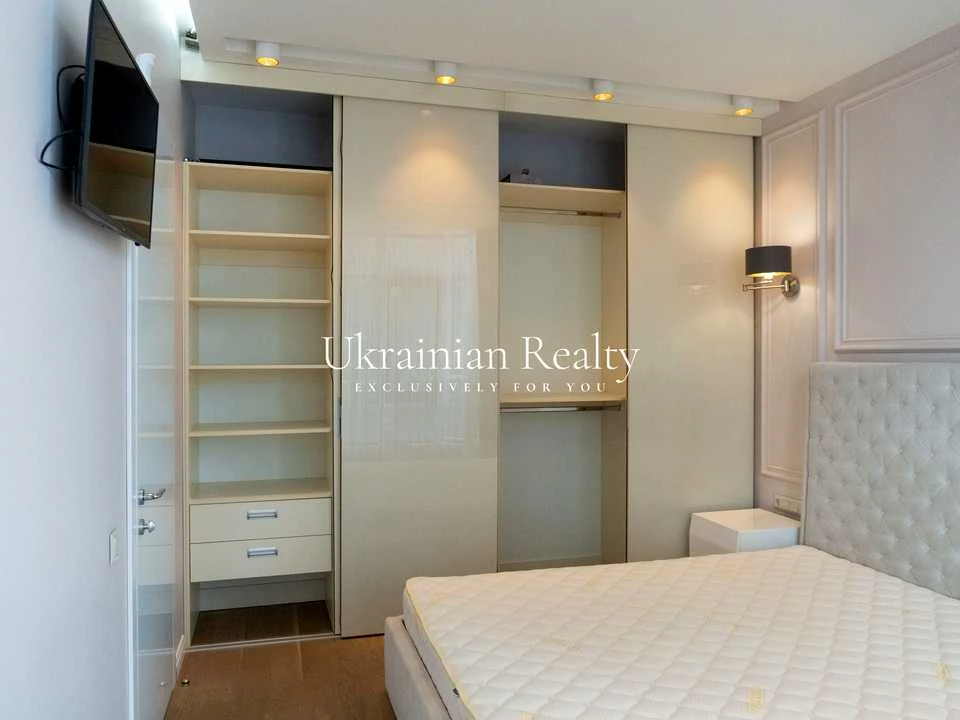 Квартира. Київ, Болсуновська вул. (Сергія Струтинського)