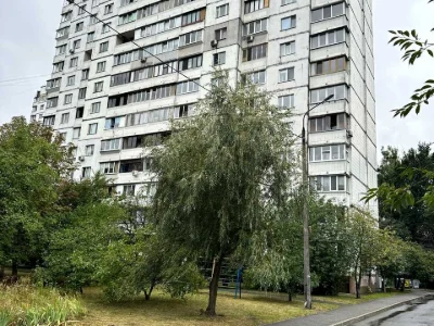 Квартира. Київ, Теремківська вул.