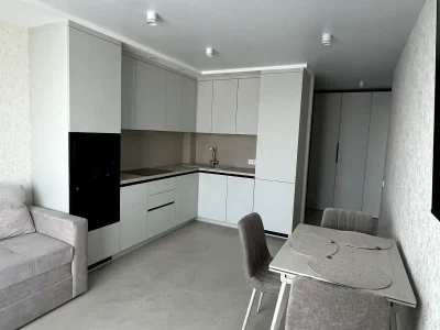 Оренда квартири 1-кімн. 47 м² 21/23 пов.