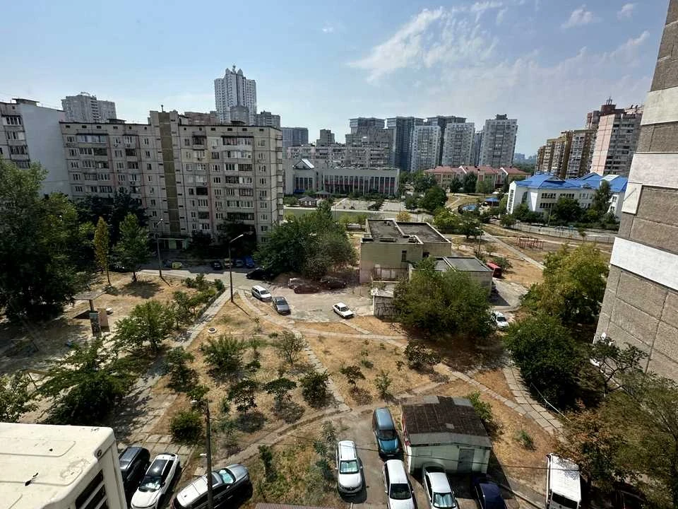 Квартира. Київ, Урлівська вул.