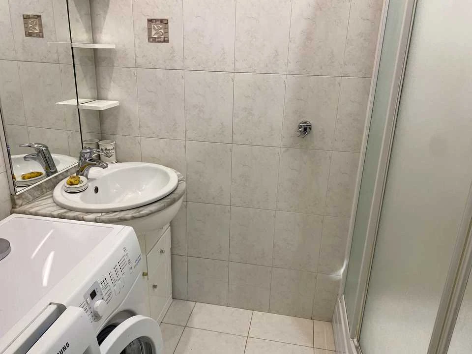 Квартира. Київ, Богдана Хмельницького вул.